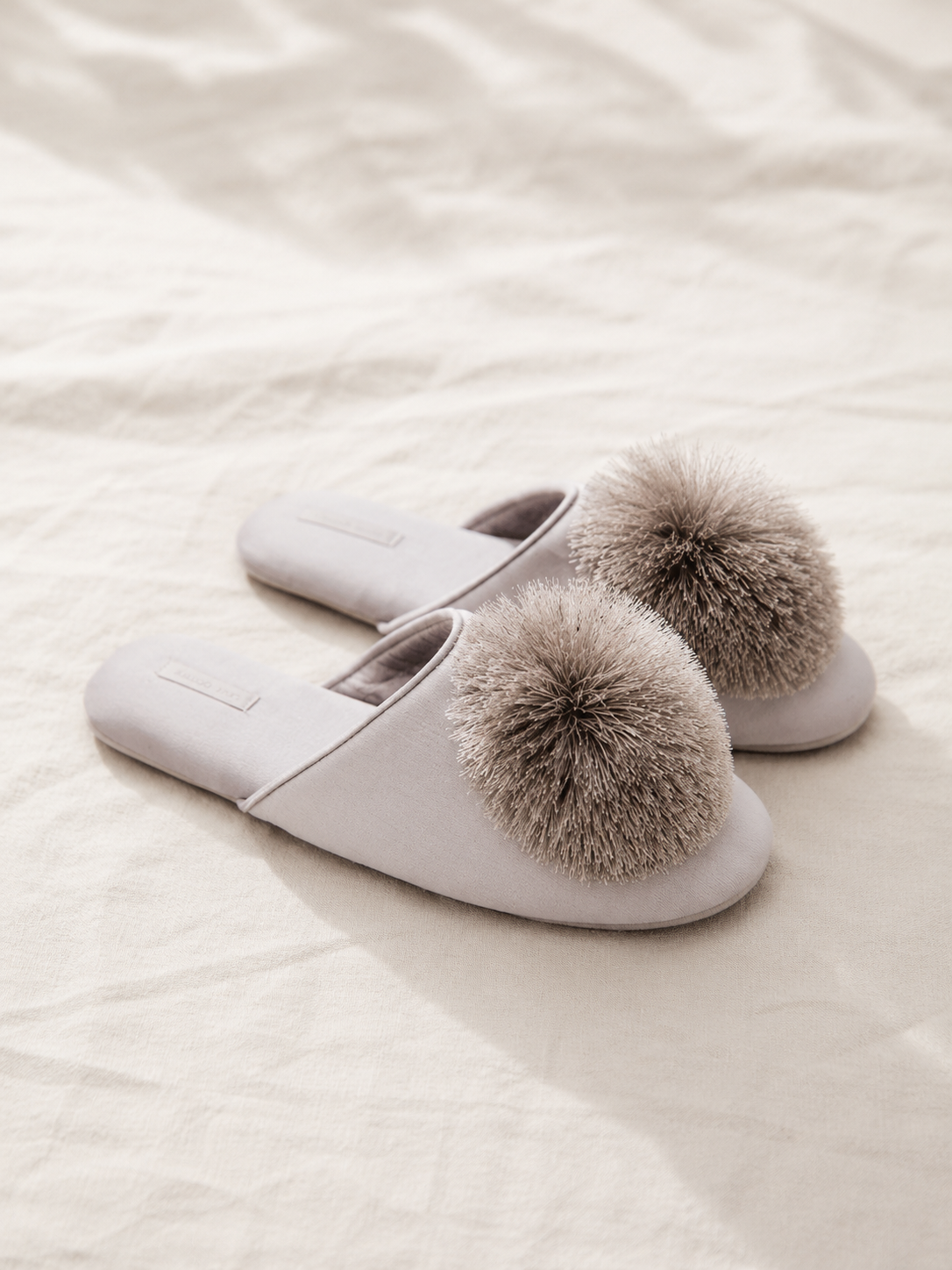 Célestine Pom Slippers