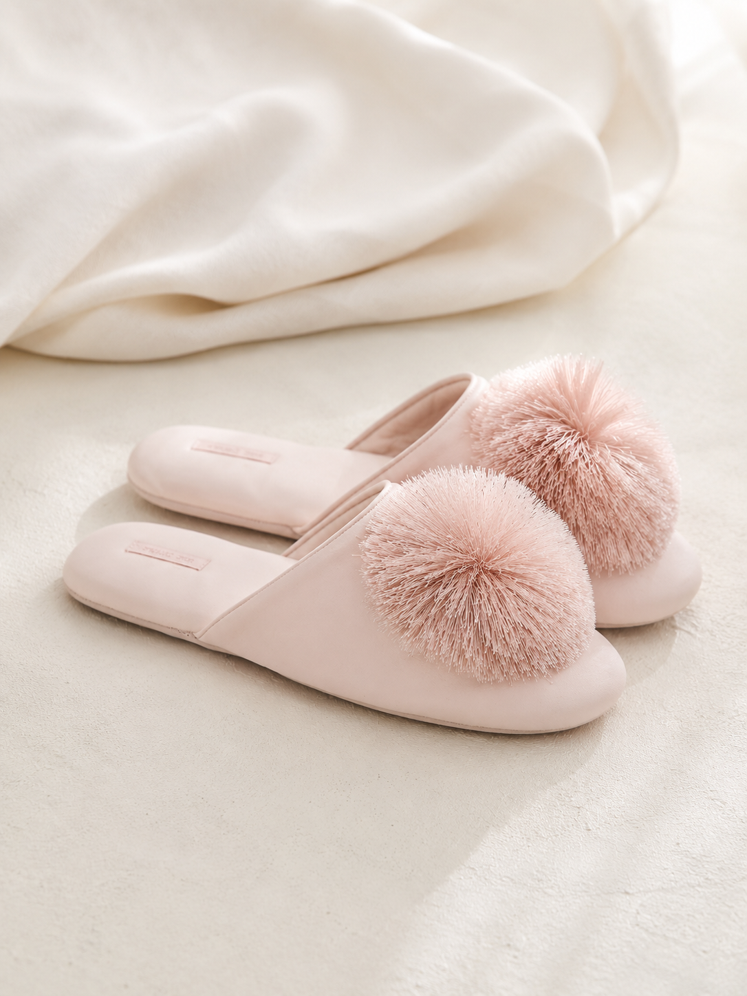 Célestine Pom Slippers