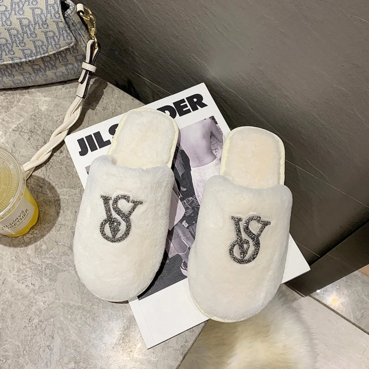 Palais Frost Slipper